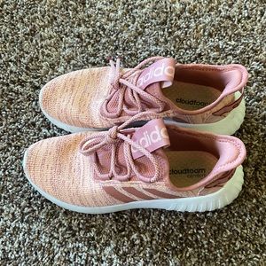 Adidas Women’s Size 9 Cloudfoam Comfort